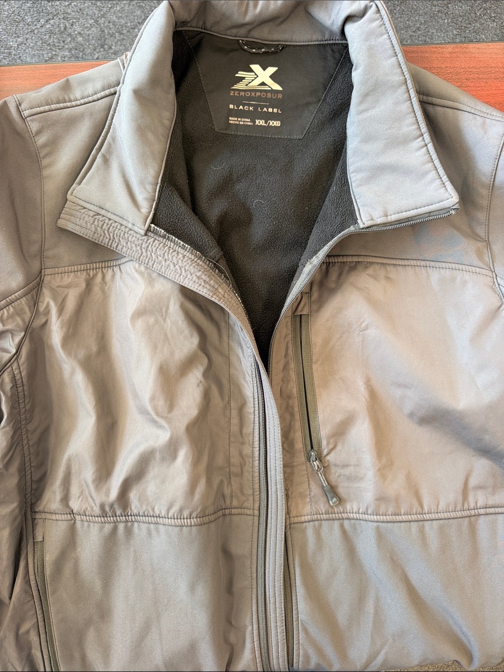 ZeroXposur Black Label Men's Light Gray Softshell Jacket